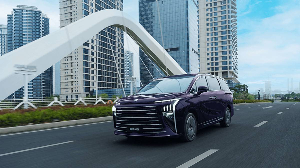 星海V9击穿豪华MPV价值门槛!冰球突破补贴后最低价1499万起(图2) 星海V9击穿豪华MPV价值门槛!冰球突破补贴后最低价1499万起(图2)