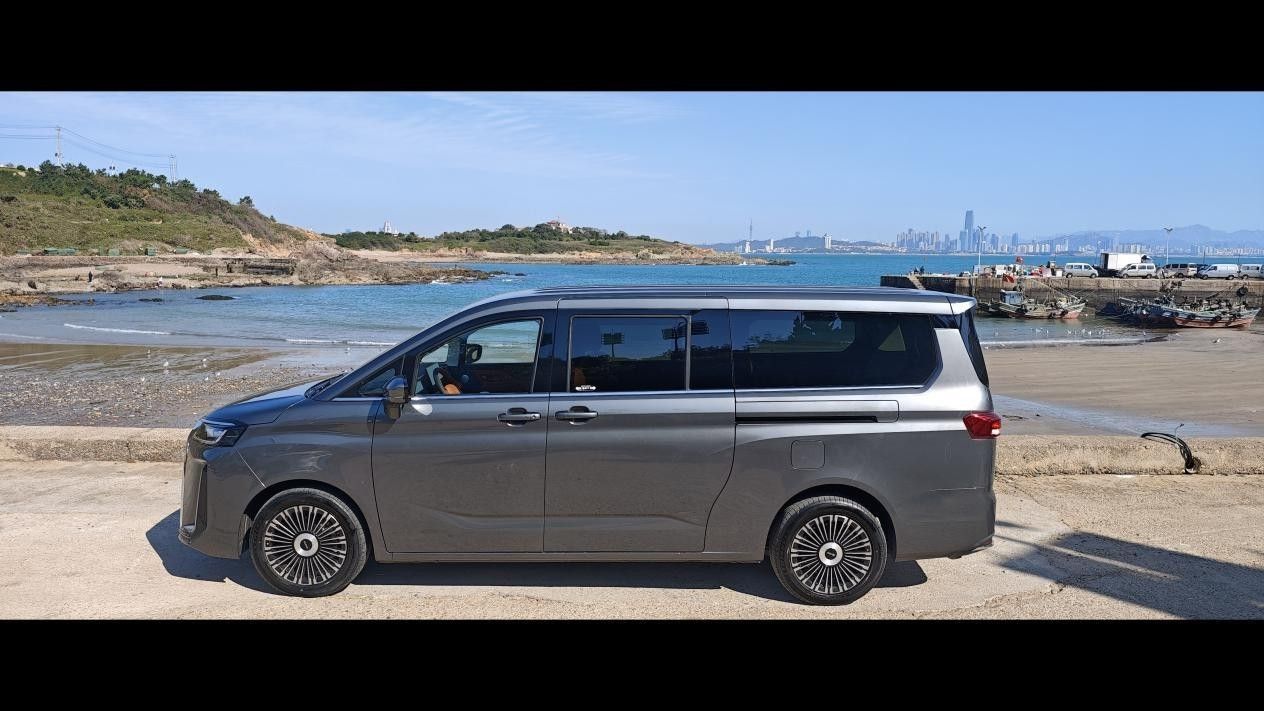 能躺平 空间大到想怎么用就这么用冰球突破